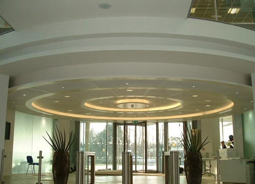 1-circular-ceiling